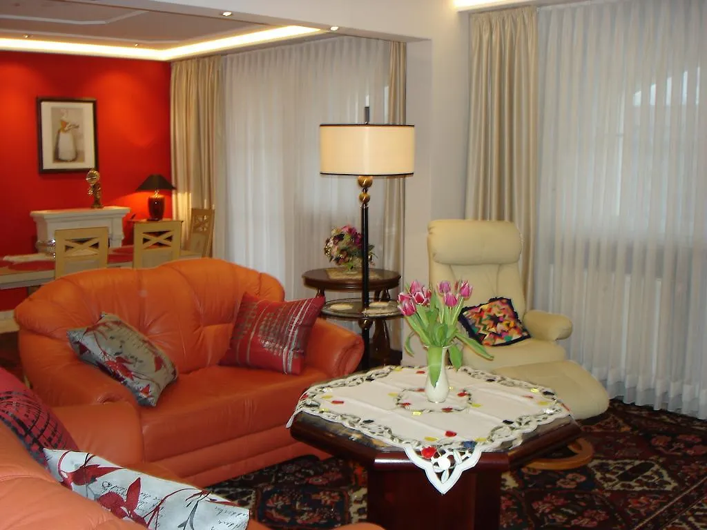 Europa Residenz Deluxe Suite 307 Mit Einem Schlafzimmer, 2 Balkone, Doppelstellplatz, Zwei Baeder Bad Fussing Apartment