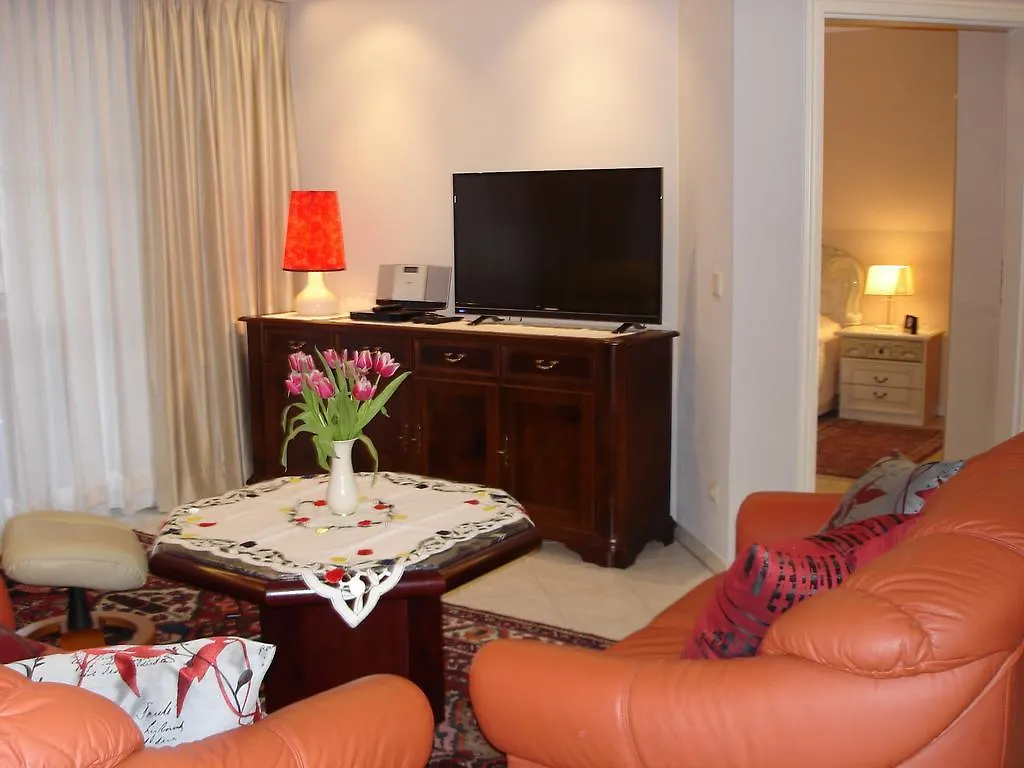 Europa Residenz Deluxe Suite 307 Mit Einem Schlafzimmer, 2 Balkone, Doppelstellplatz, Zwei Baeder Bad Fussing 0*,  Germany